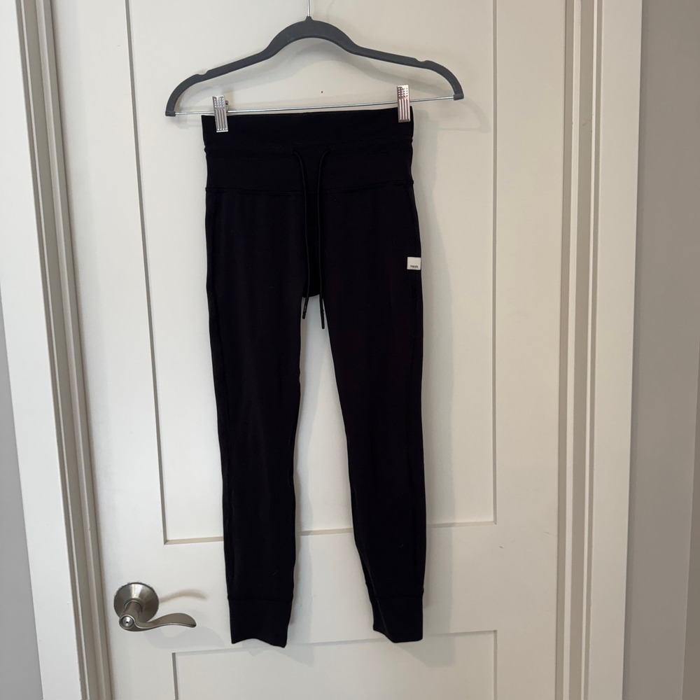 Vuori Women Black Performance Joggers Drawstring Pants VW323 Size XS